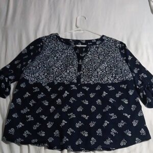 Womens Navy Floral Split-Neck Blouse